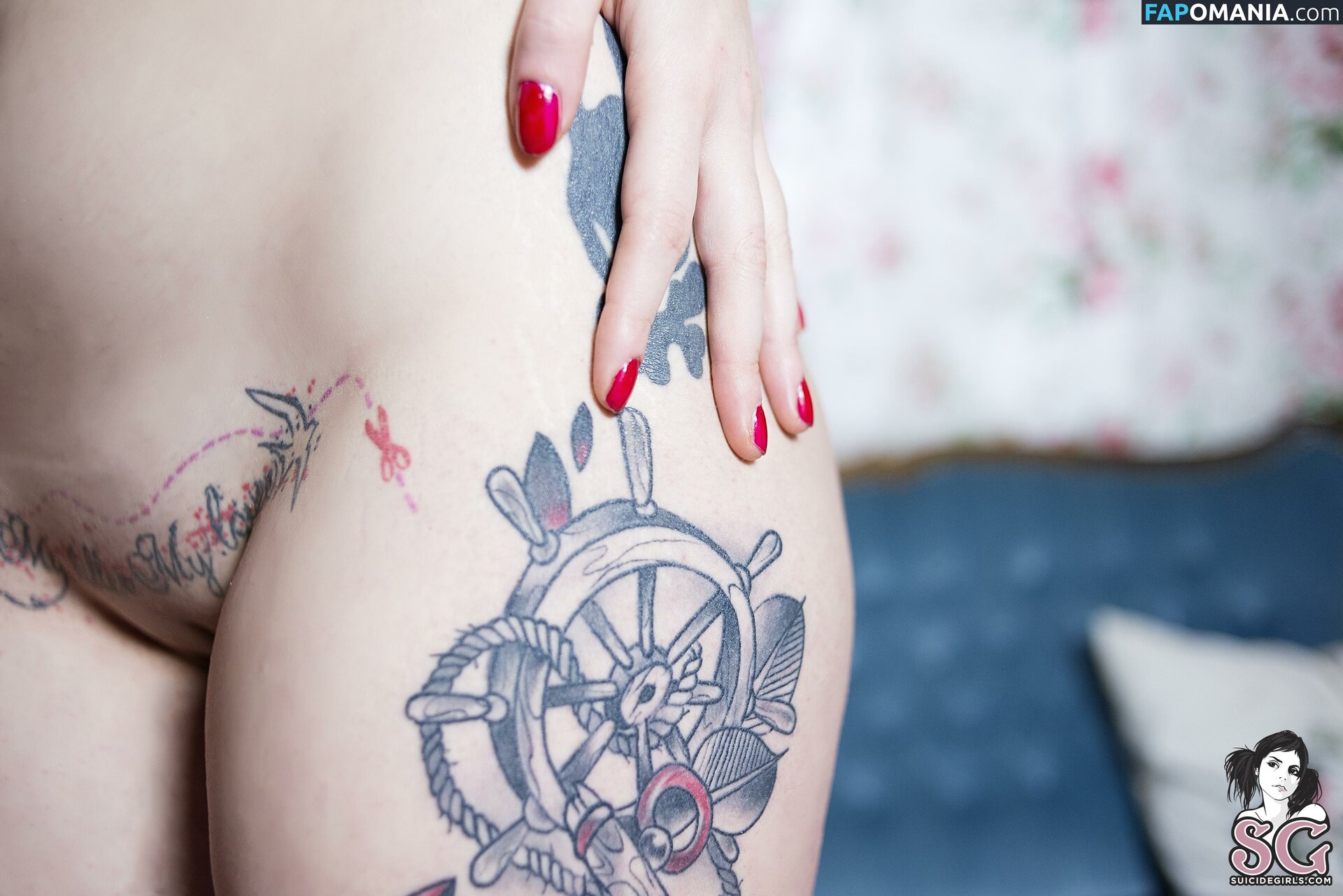 _karmina_ / vipk_official Nago OnlyFans  Przeciekłe zdjęcie #10