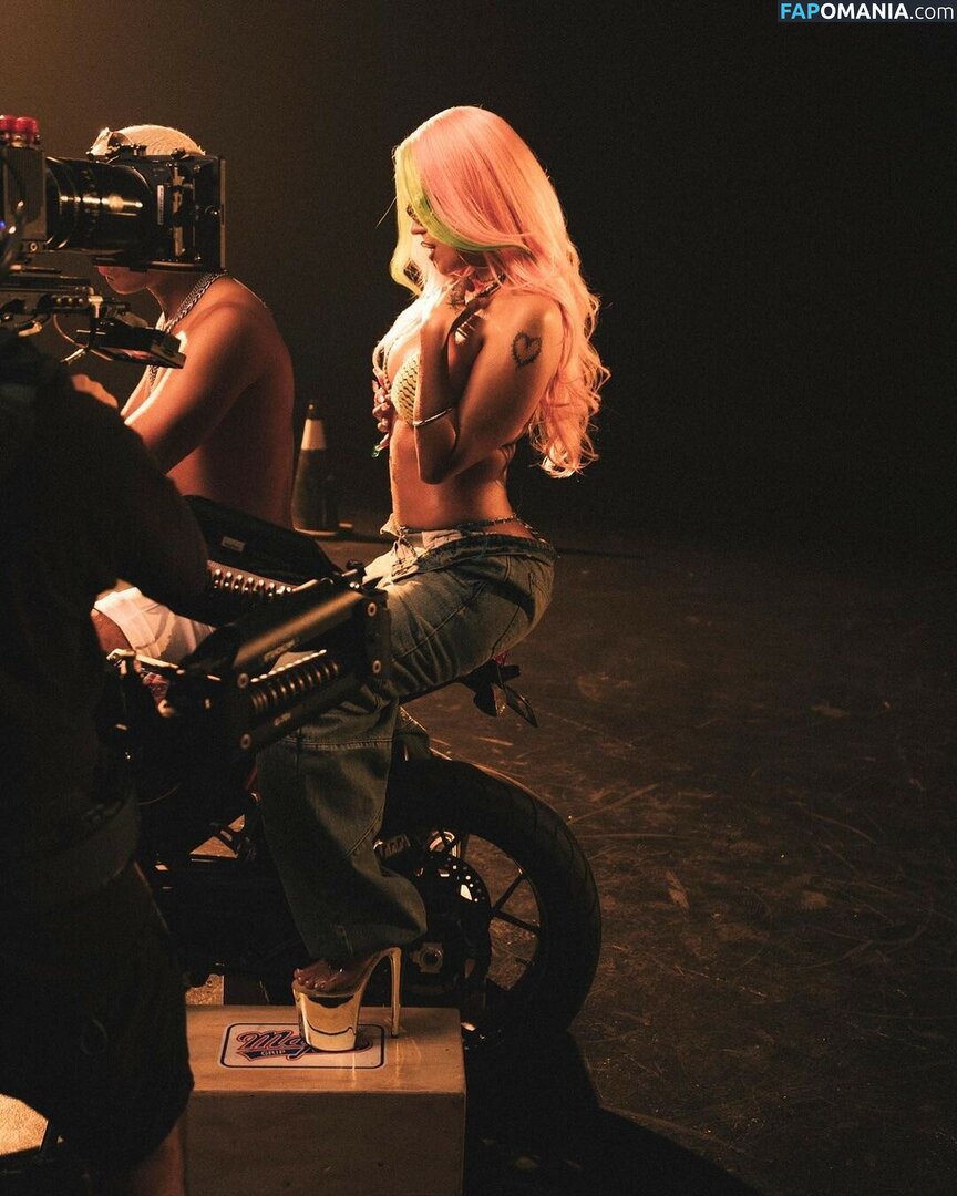 Karol G / karolg / karolgfriend Nago OnlyFans  Przeciekłe zdjęcie #7