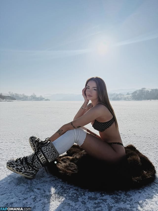 Katia Dupenkova / kkatrunia Nago OnlyFans  Przeciekłe zdjęcie #5