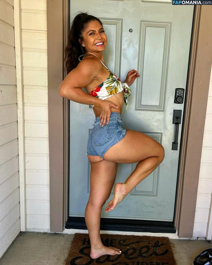 Katie Jones / Kayteejones_ / cutebustykatie / kjgoddess Nago OnlyFans  Przeciekłe zdjęcie #7