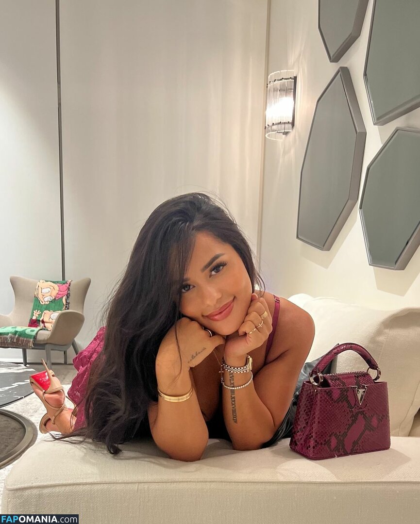 Katya Elise Henry / katyaelisehenry / katyaelisehenrysworld Nago OnlyFans  Przeciekłe zdjęcie #988
