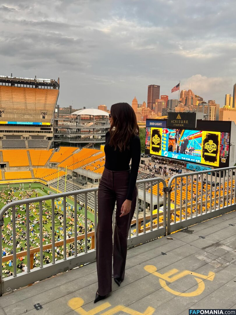 Kay Adams / heykayadams Nago OnlyFans  Przeciekłe zdjęcie #1