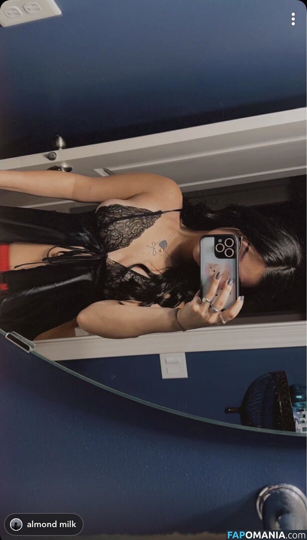 extrablush / kaylielvin Nago OnlyFans  Przeciekłe zdjęcie #3