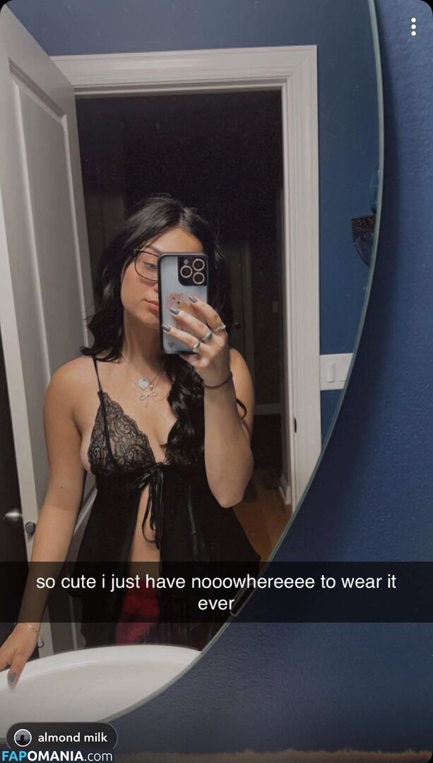 extrablush / kaylielvin Nago OnlyFans  Przeciekłe zdjęcie #4