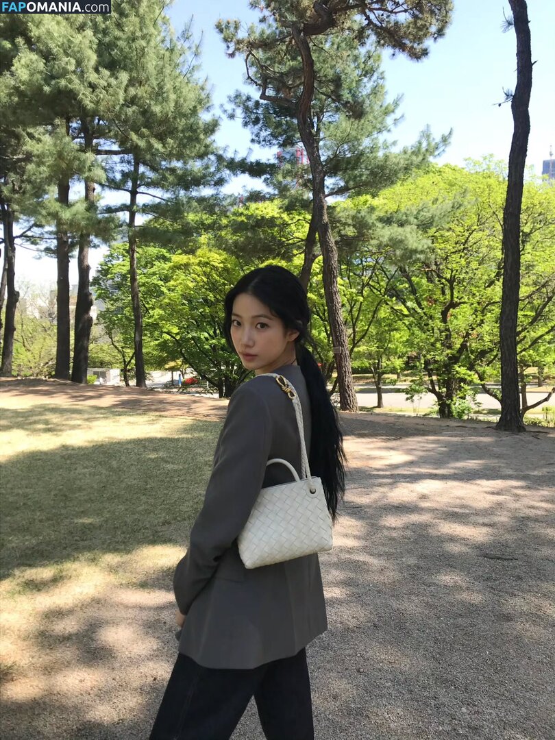 Kazuha Nakamura 中村 一葉 / LESSERAFIM / zuhazana Nago OnlyFans  Przeciekłe zdjęcie #5