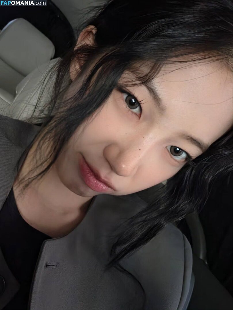 Kazuha Nakamura 中村 一葉 / LESSERAFIM / zuhazana Nago OnlyFans  Przeciekłe zdjęcie #9