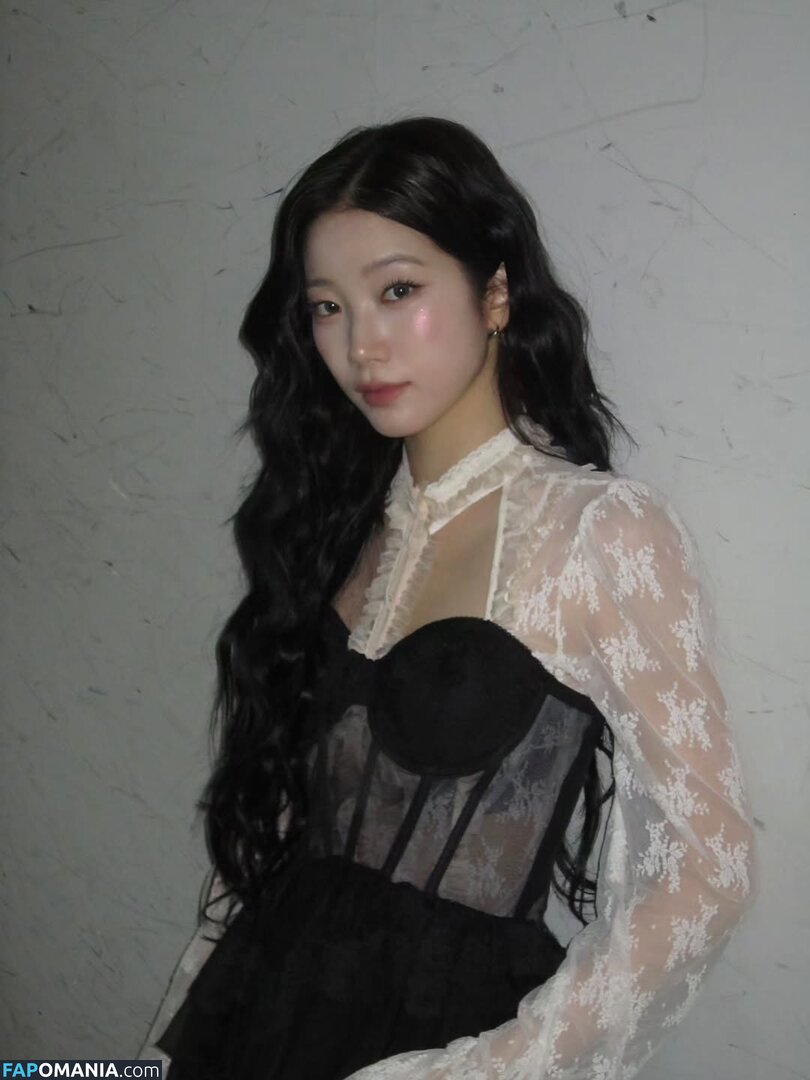 Kazuha Nakamura 中村 一葉 / LESSERAFIM / zuhazana Nago OnlyFans  Przeciekłe zdjęcie #22