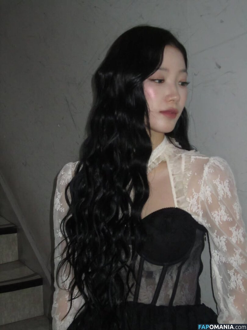 Kazuha Nakamura 中村 一葉 / LESSERAFIM / zuhazana Nago OnlyFans  Przeciekłe zdjęcie #23