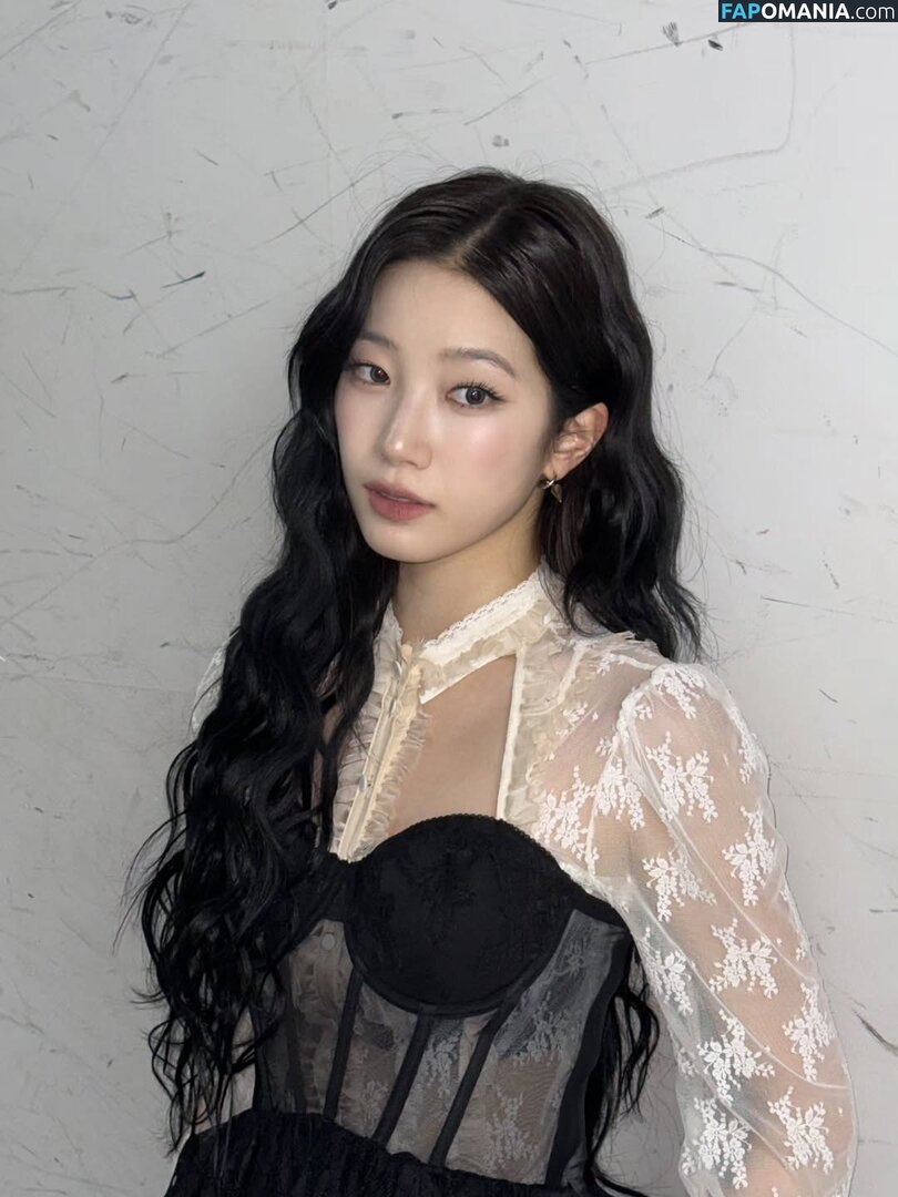 Kazuha Nakamura 中村 一葉 / LESSERAFIM / zuhazana Nago OnlyFans  Przeciekłe zdjęcie #32