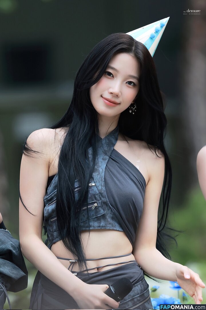 Kazuha Nakamura 中村 一葉 / LESSERAFIM / zuhazana Nago OnlyFans  Przeciekłe zdjęcie #37