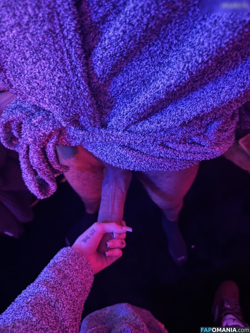 Kendalluvxx / kendalluvx / kxndalo Nago OnlyFans  Przeciekłe zdjęcie #126