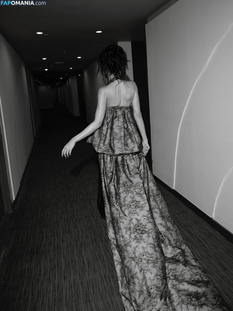 Kenia Os / keniamusicr / keniaos Nago OnlyFans  Przeciekłe zdjęcie #8