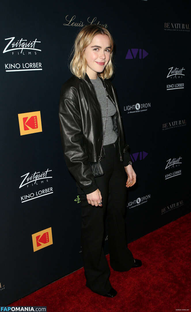 AdventuresSabrina / Kiernan Shipka / kiernanshipka Nago OnlyFans  Przeciekłe zdjęcie #534