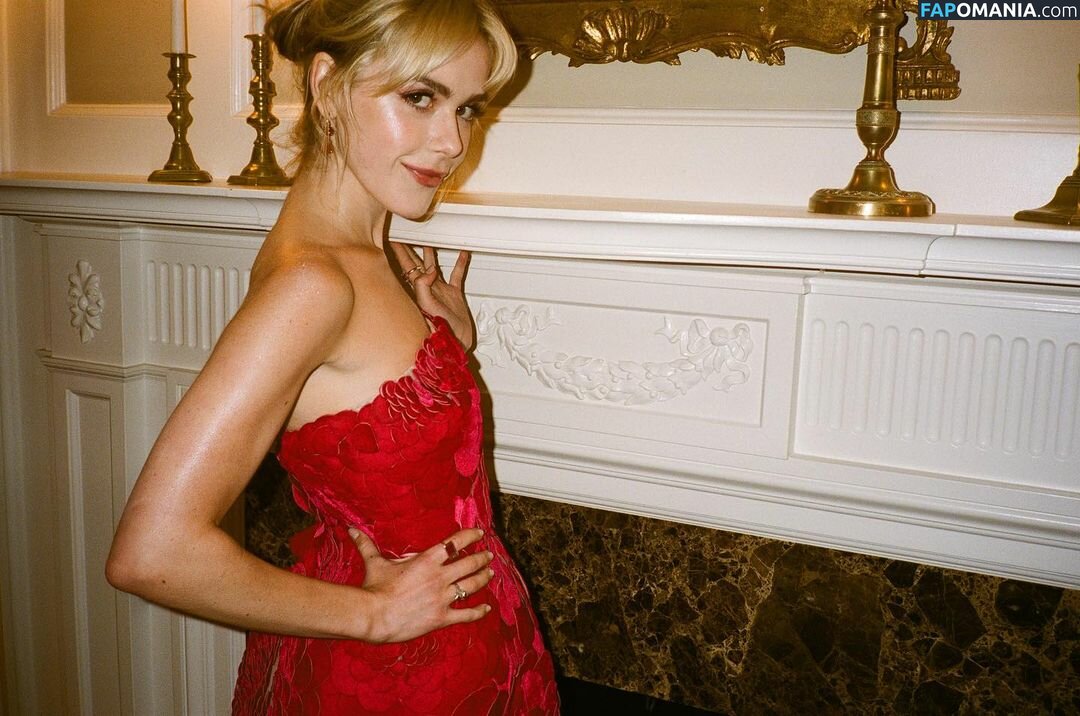 AdventuresSabrina / Kiernan Shipka / kiernanshipka Nago OnlyFans  Przeciekłe zdjęcie #879