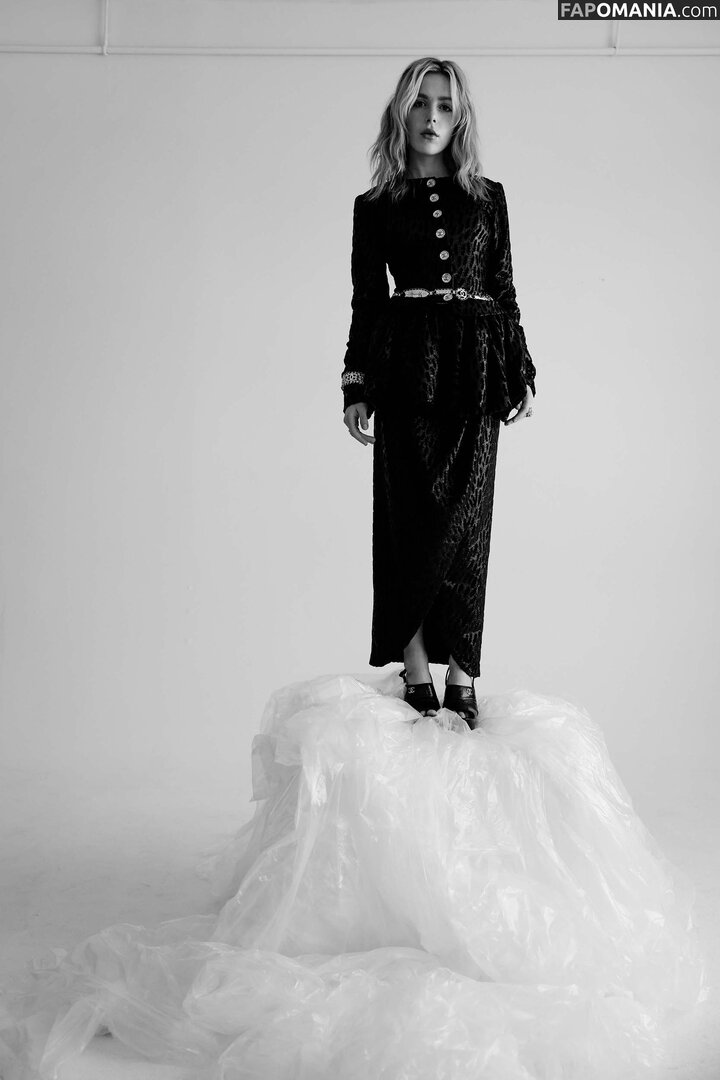 AdventuresSabrina / Kiernan Shipka / kiernanshipka Nago OnlyFans  Przeciekłe zdjęcie #1530