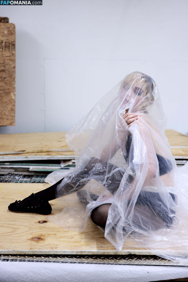 AdventuresSabrina / Kiernan Shipka / kiernanshipka Nago OnlyFans  Przeciekłe zdjęcie #1540