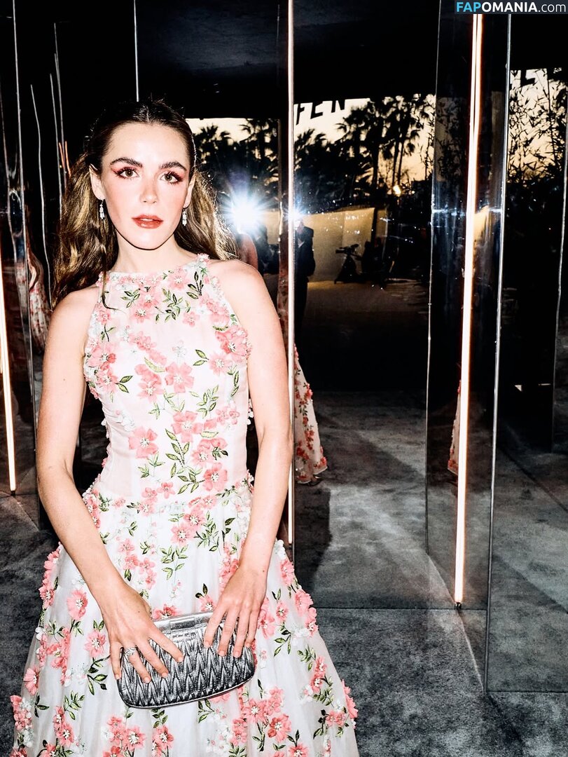 AdventuresSabrina / Kiernan Shipka / kiernanshipka Nago OnlyFans  Przeciekłe zdjęcie #1563