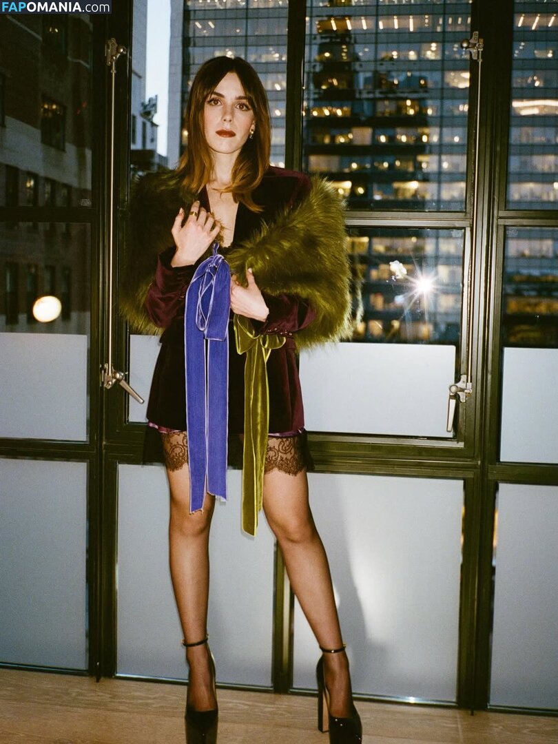 AdventuresSabrina / Kiernan Shipka / kiernanshipka Nago OnlyFans  Przeciekłe zdjęcie #1567