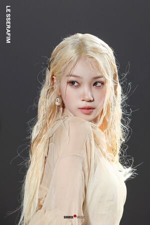 Kim Chaewon