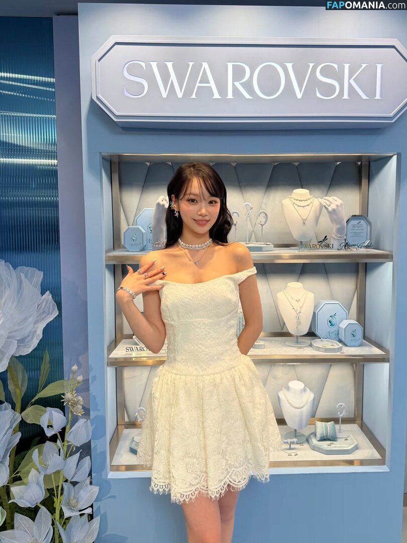 Kim Chaewon / _chaechae_1 / 김채원 Le Sserafim Nago OnlyFans  Przeciekłe zdjęcie #40