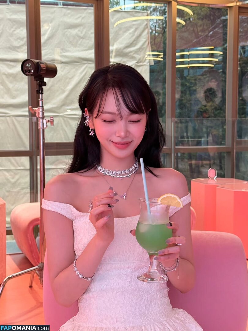 Kim Chaewon / _chaechae_1 / 김채원 Le Sserafim Nago OnlyFans  Przeciekłe zdjęcie #49