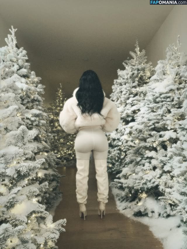 Kim Kardashian / kimkadarshian / kimkardashian Nago OnlyFans  Przeciekłe zdjęcie #68
