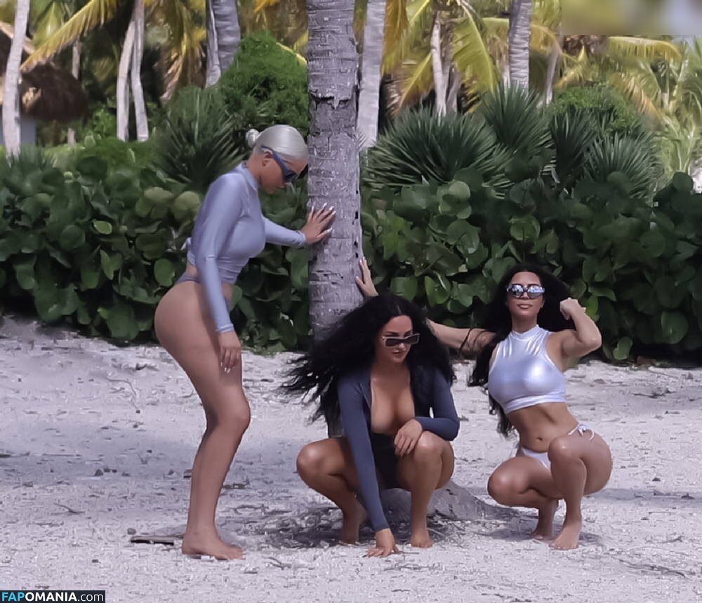 Kim Kardashian / kimkadarshian / kimkardashian Nago OnlyFans  Przeciekłe zdjęcie #82