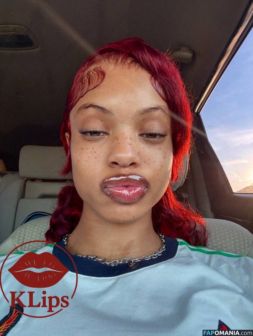 K Lips / Kimaya Nichelle / Klips / kimaya.nichelle Nago OnlyFans  Przeciekłe zdjęcie #1