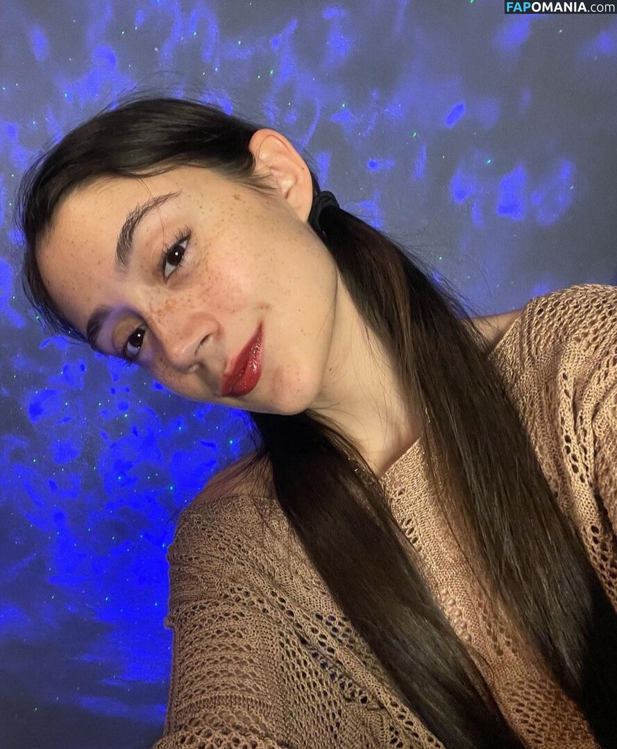 ayowhoischapis / kimbermelendrez Nago OnlyFans  Przeciekłe zdjęcie #1