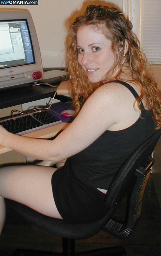 Kira The Little Redhead Nago OnlyFans  Przeciekłe zdjęcie #249