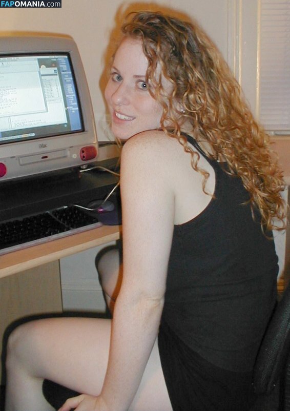 Kira The Little Redhead Nago OnlyFans  Przeciekłe zdjęcie #259