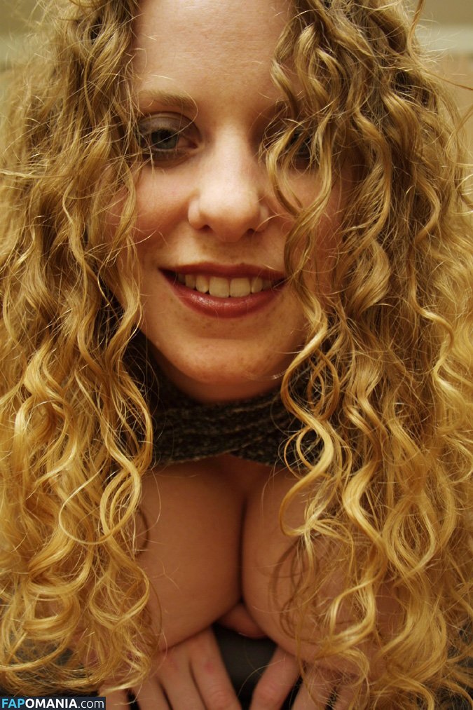 Kira The Little Redhead Nago OnlyFans  Przeciekłe zdjęcie #364