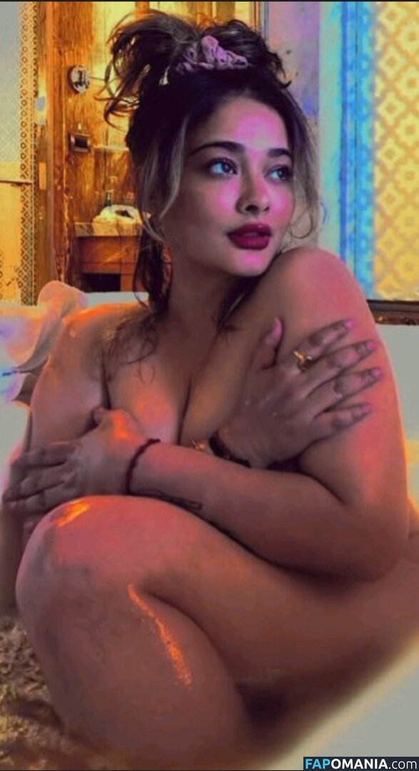 Kiran Rathore / kiran_rathore_official Nago OnlyFans  Przeciekłe zdjęcie #1