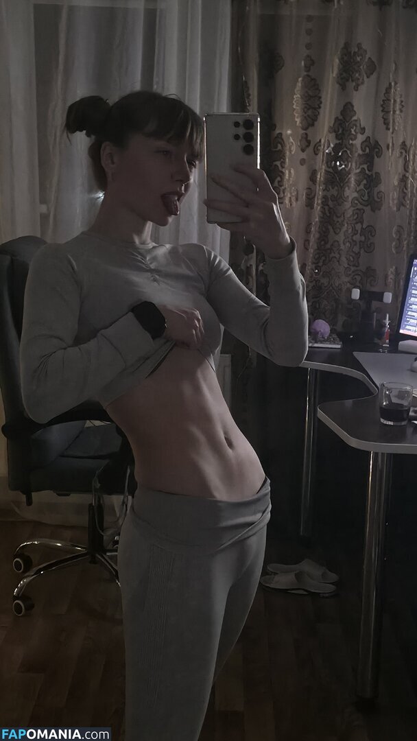 Kisatsumi Nago OnlyFans  Przeciekłe zdjęcie #1