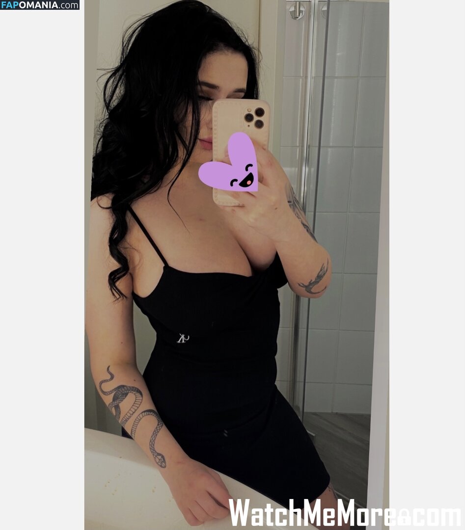 czarnula699 / klaudi_69_69 Nago OnlyFans  Przeciekłe zdjęcie #2