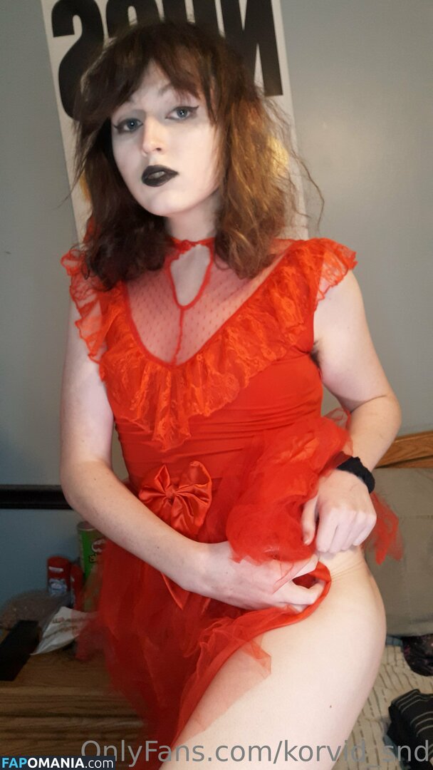 Raven / itsravenhunty_ / korvid_snd Nago OnlyFans  Przeciekłe zdjęcie #48