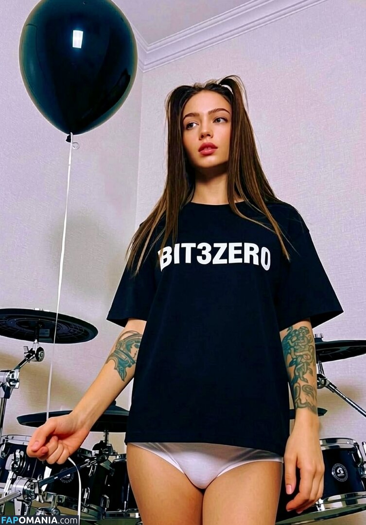 Kriss Drummer / Kristina Rybalchenko / kriss_drummer / user Nago OnlyFans  Przeciekłe zdjęcie #157