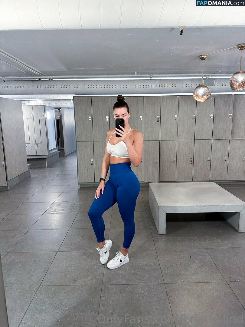 kristinllind Nago OnlyFans  Przeciekłe zdjęcie #15