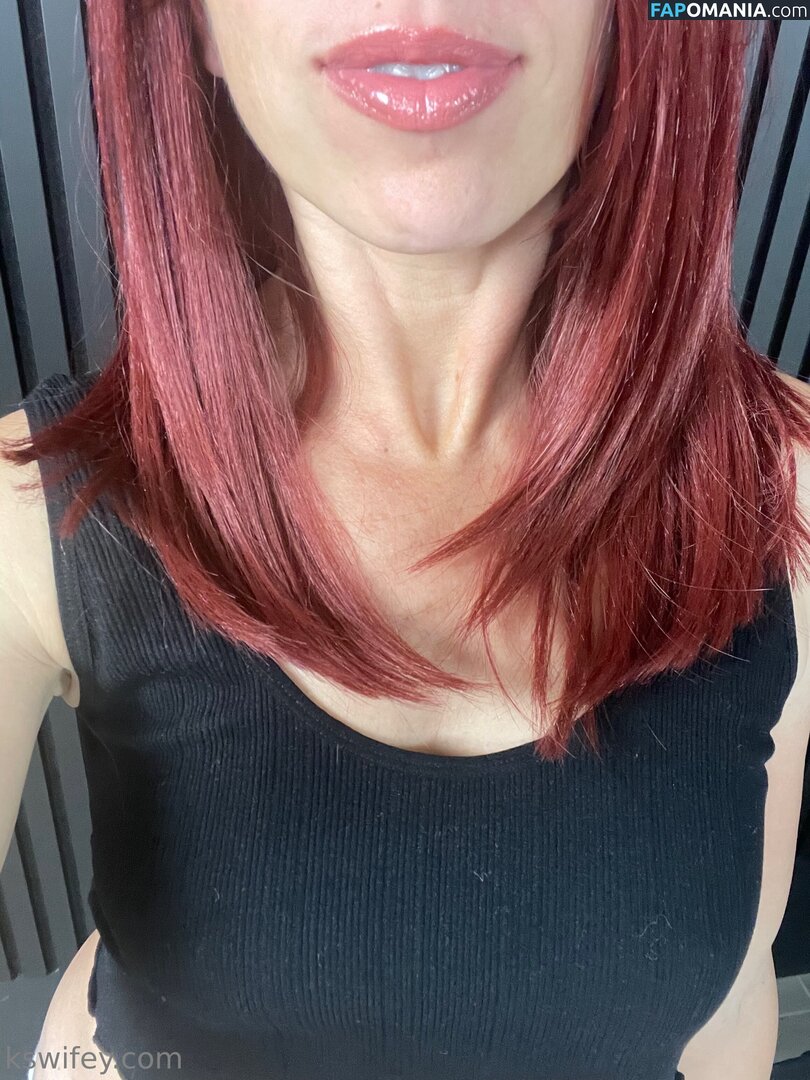 kswifey Nago OnlyFans  Przeciekłe zdjęcie #4