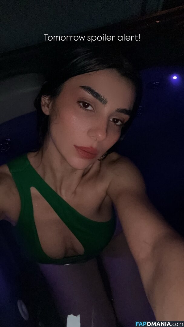 Kübra Miranda Çamlıbel / mirandaorlayn Nago OnlyFans  Przeciekłe zdjęcie #4