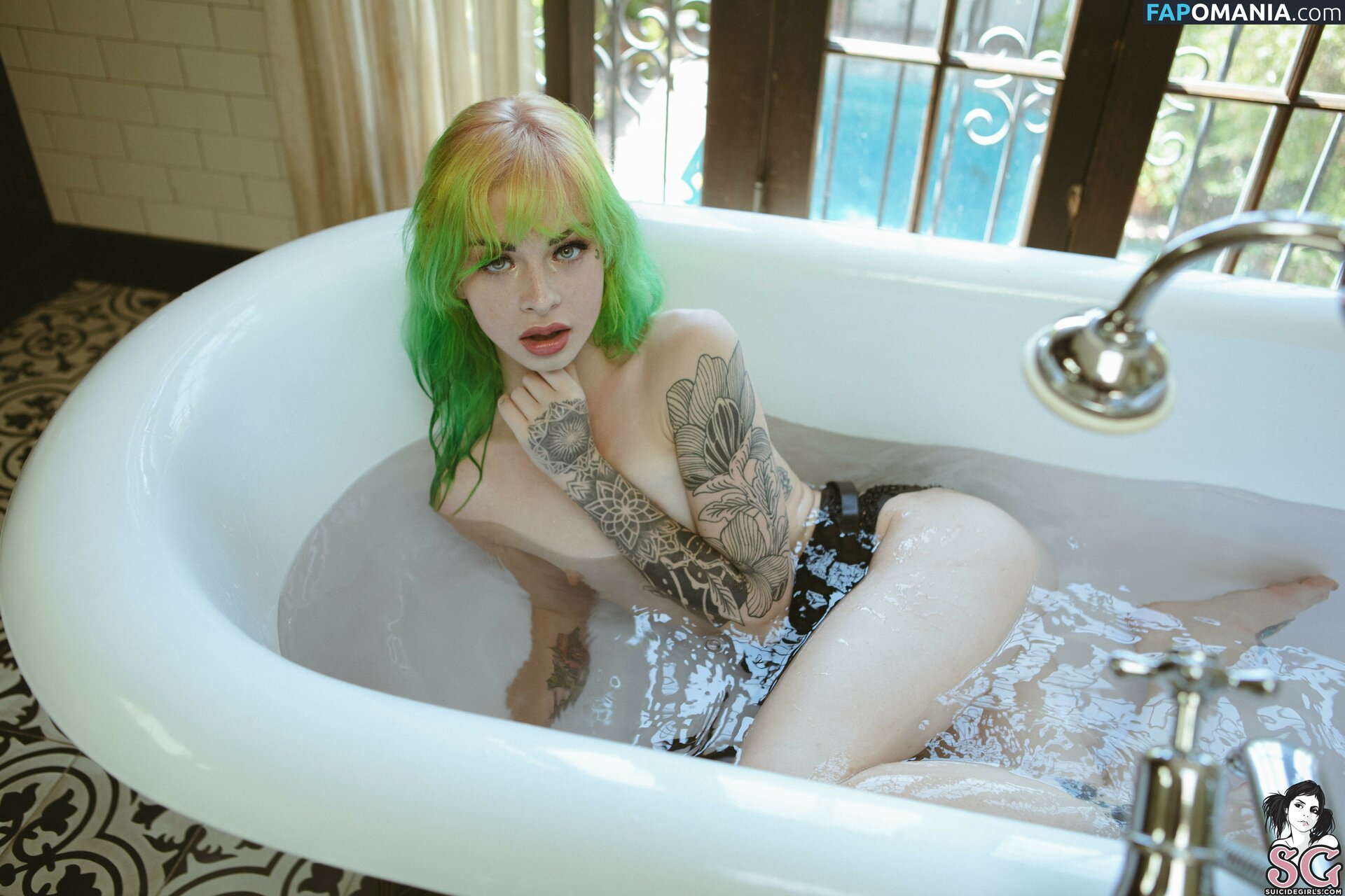 Kuroha / Kurohasuicide / kurohabh Nago OnlyFans  Przeciekłe zdjęcie #3