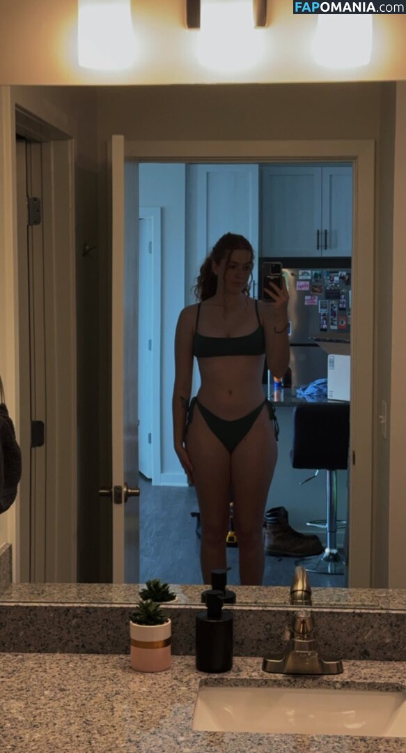Kxxlyn / imkxxlyn / kxllymusic Nago OnlyFans  Przeciekłe zdjęcie #1