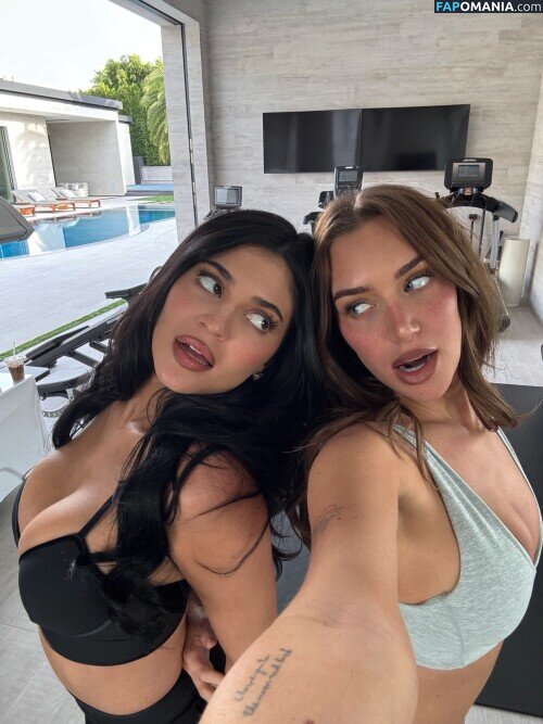 Kylie Jenner / kyliejenner / kyliejenner.2 Nago OnlyFans  Przeciekłe zdjęcie #34