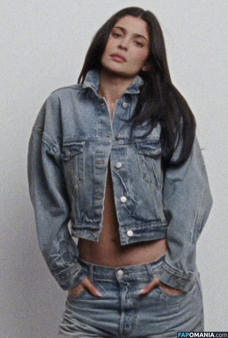 Kylie Jenner / kyliejenner / kyliejenner.2 Nago OnlyFans  Przeciekłe zdjęcie #59