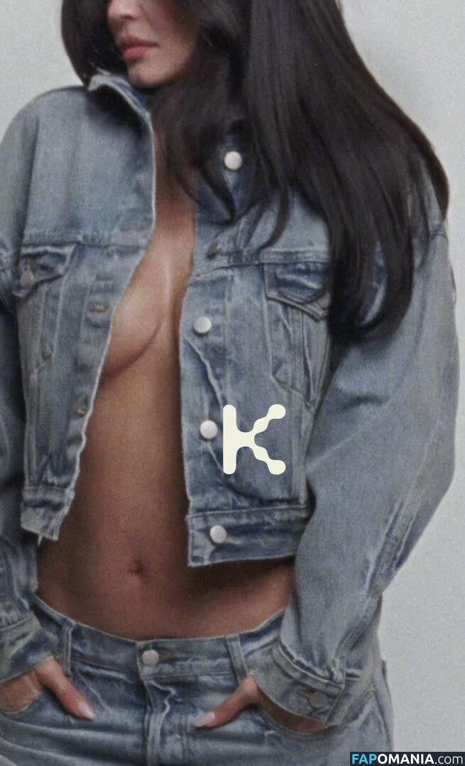 Kylie Jenner / kyliejenner / kyliejenner.2 Nago OnlyFans  Przeciekłe zdjęcie #61