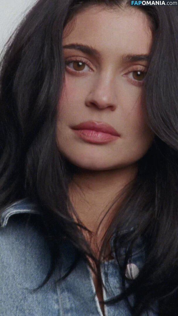 Kylie Jenner / kyliejenner / kyliejenner.2 Nago OnlyFans  Przeciekłe zdjęcie #64