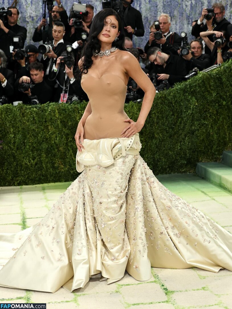 Kylie Jenner / https: / kyliejenner / kyliejenner.2 Nago OnlyFans  Przeciekłe zdjęcie #75