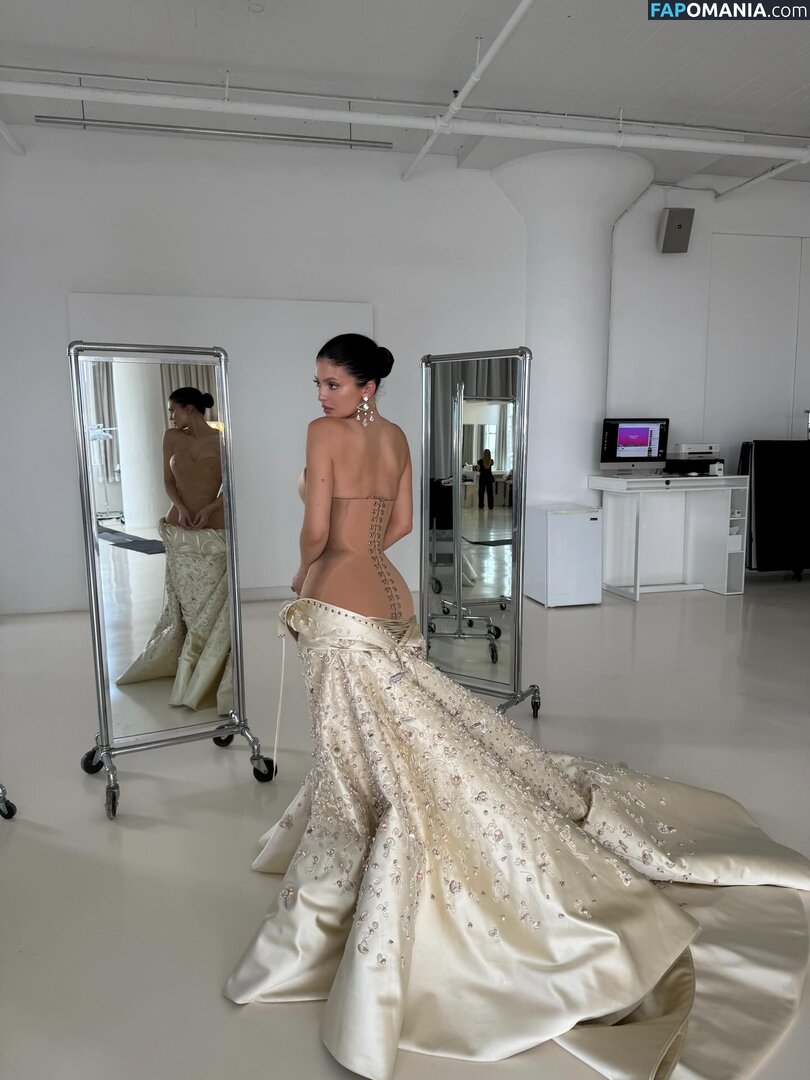 Kylie Jenner / https: / kyliejenner / kyliejenner.2 Nago OnlyFans  Przeciekłe zdjęcie #82