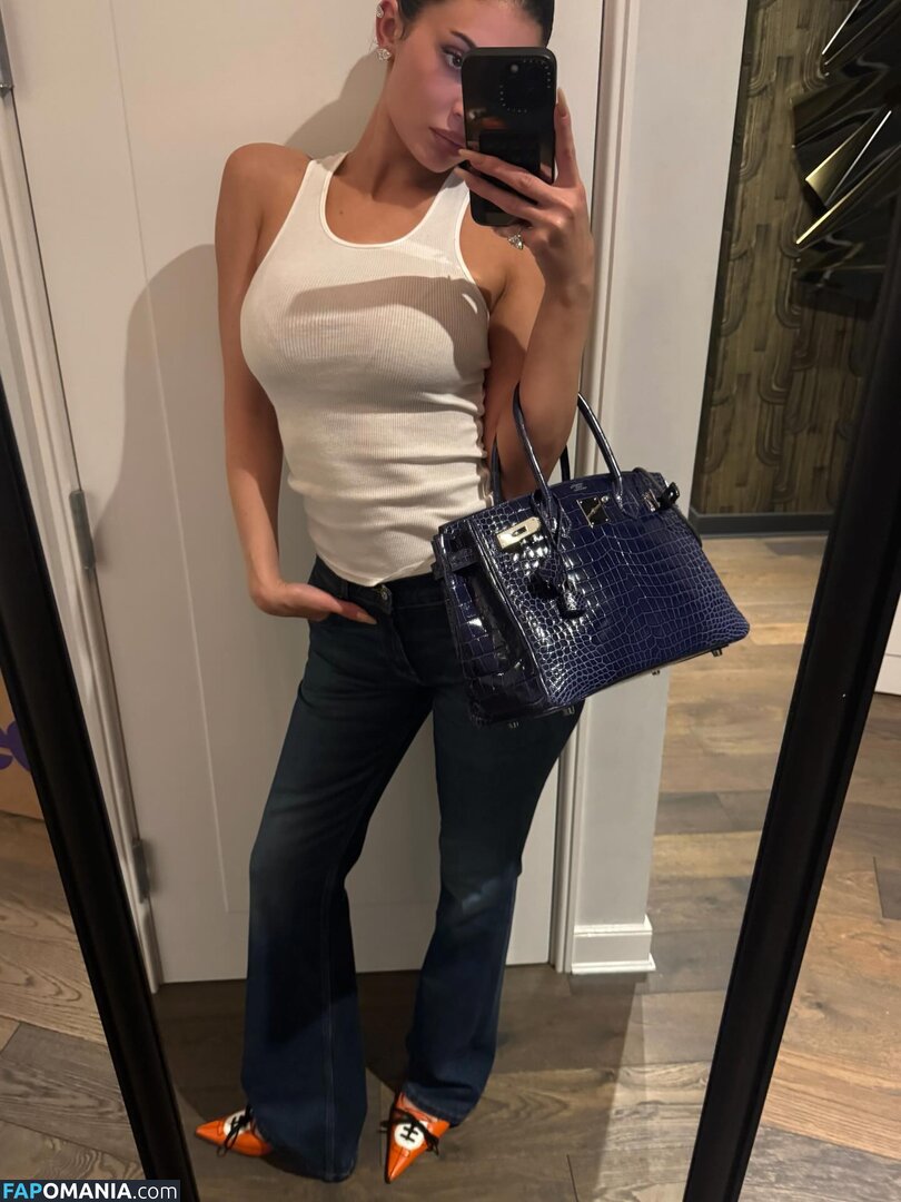 Kylie Jenner / https: / kyliejenner / kyliejenner.2 Nago OnlyFans  Przeciekłe zdjęcie #87