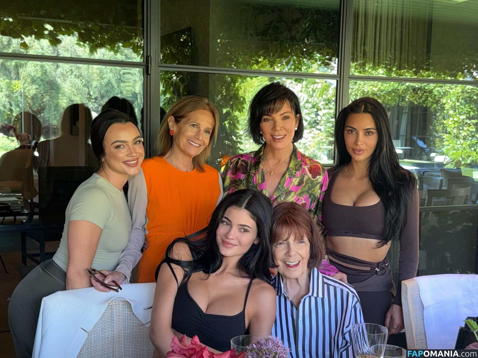 Kylie Jenner / https: / kyliejenner / kyliejenner.2 Nago OnlyFans  Przeciekłe zdjęcie #100